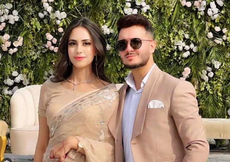 The Fashionable Pakistani YouTuber Taking Social Media by Storm